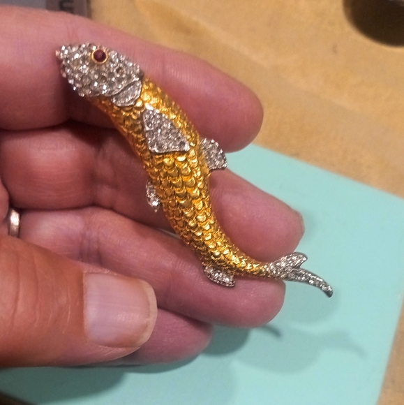 Rare Fish Brooch By MMA Metropolitan Museum of Art - Picture 10 of 14